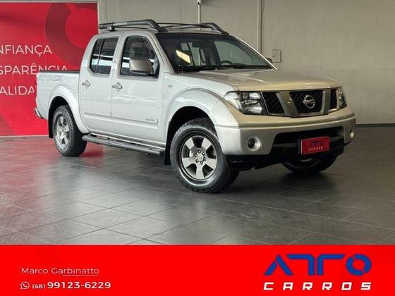 NISSAN FRONTIER 2.5 LE ATTACK 4X4 CD TURBO ELETRONIC DIESEL 4P AUTOMÁTICO